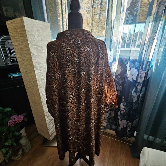 Yours | Plus Size - Brown Animal Print Oversized Fit Shirt - NWT - Picture 5 of 15